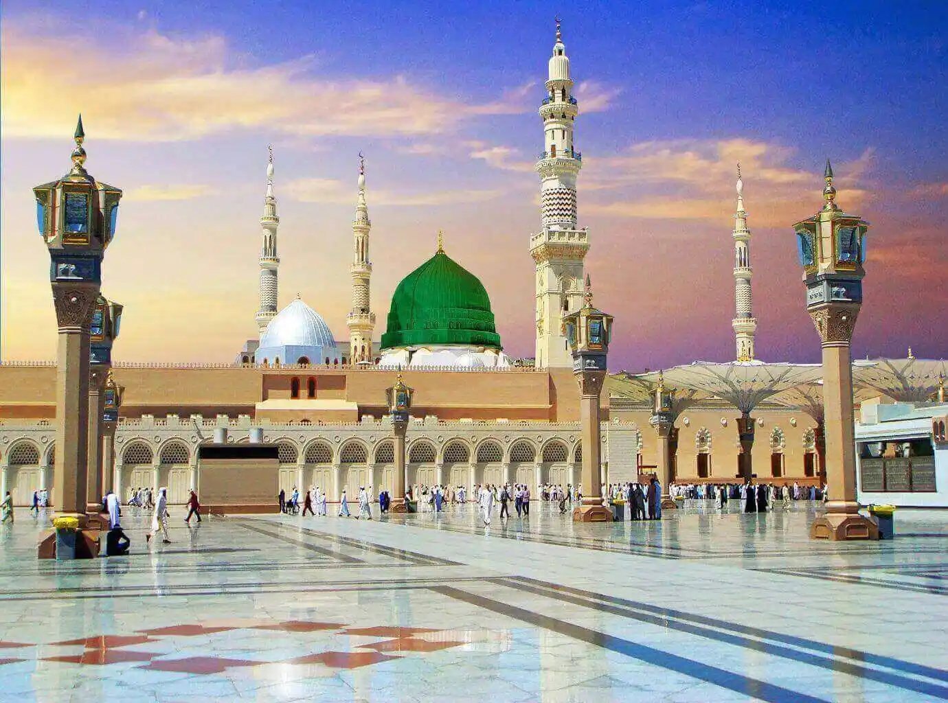 Umrah pilgrims travel view